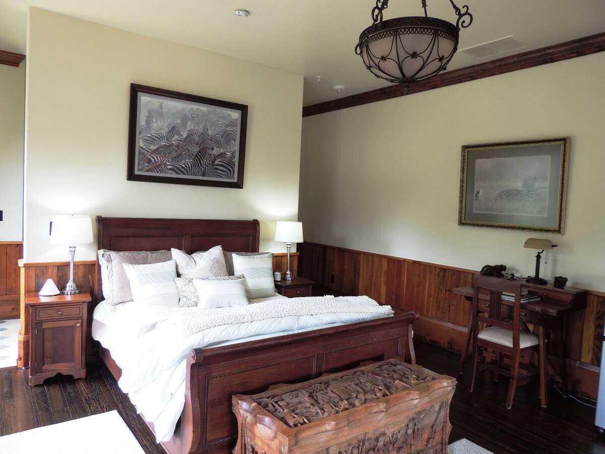 Nature loving and shopping in Boerne