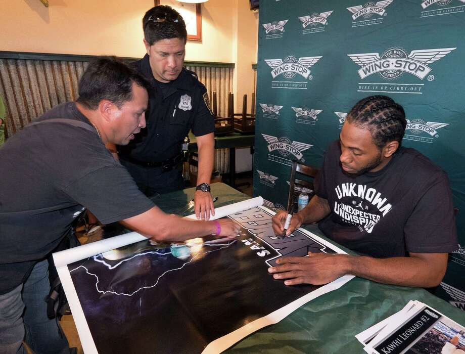 kawai leonard signing