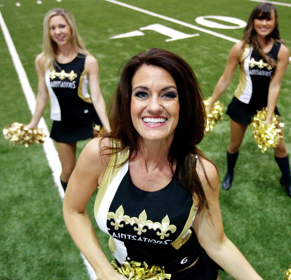 A 40-Year-Old Mother Achieved Her Goal of Being a Saints Cheerleader - E!  Online