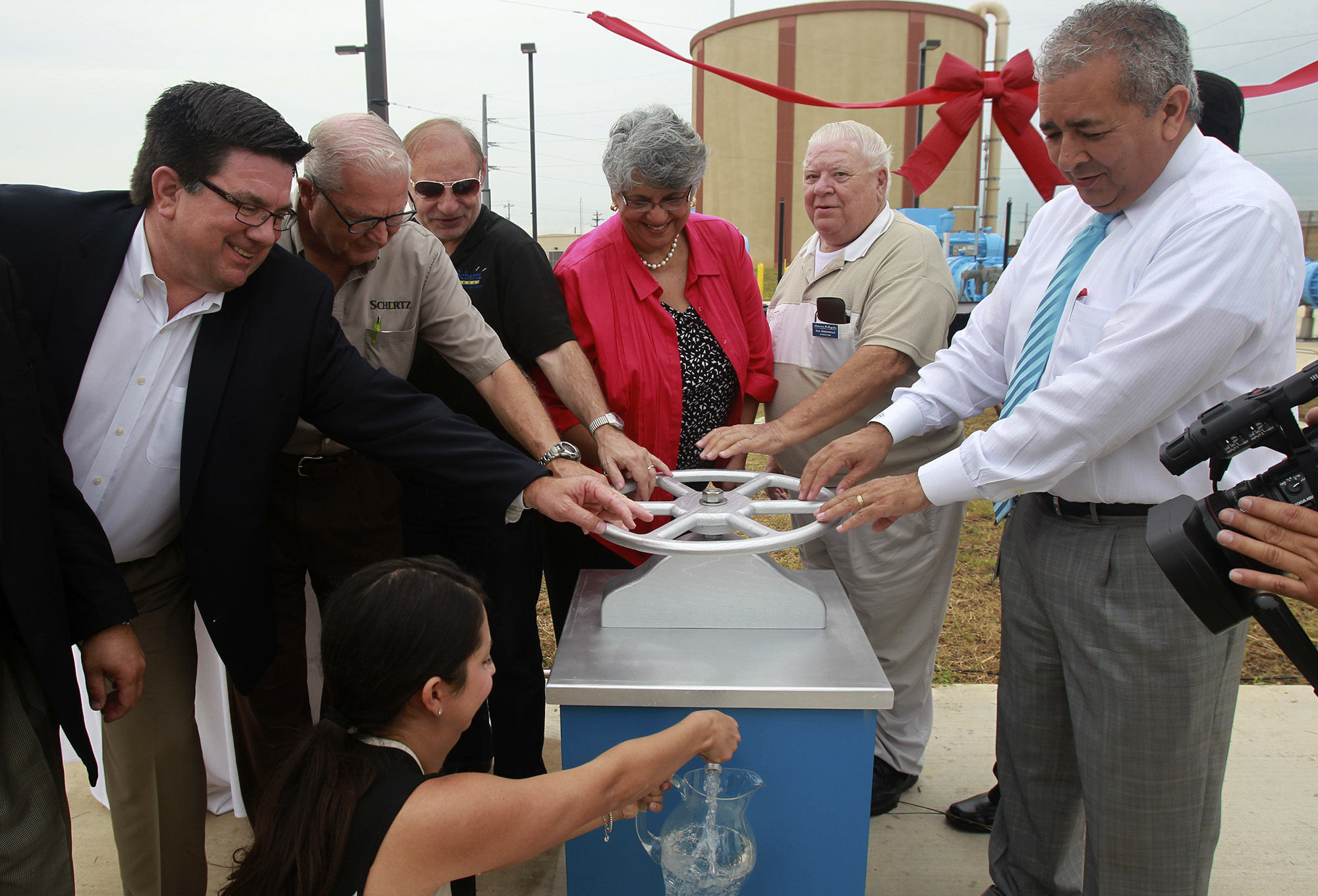 Carrizo Aquifer water to supplement Edwards