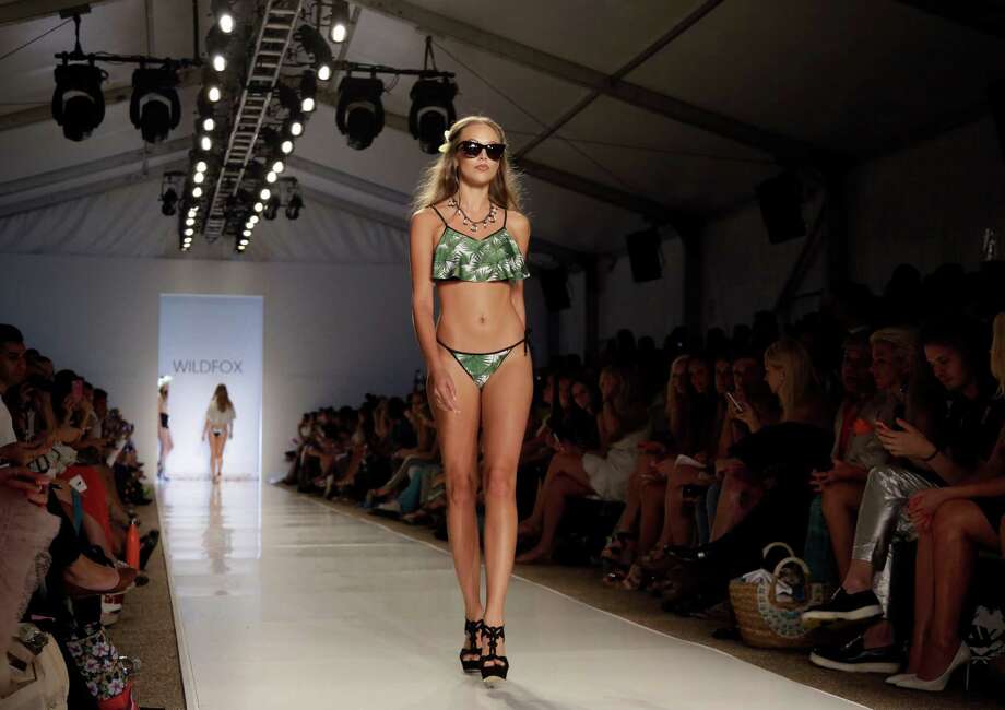 Кастинг моделей бикини. Fashion show - miami swim week 2022. Miami swim week 2019 модели. Miami swim week 2022. Miami swim week 2018 модели.