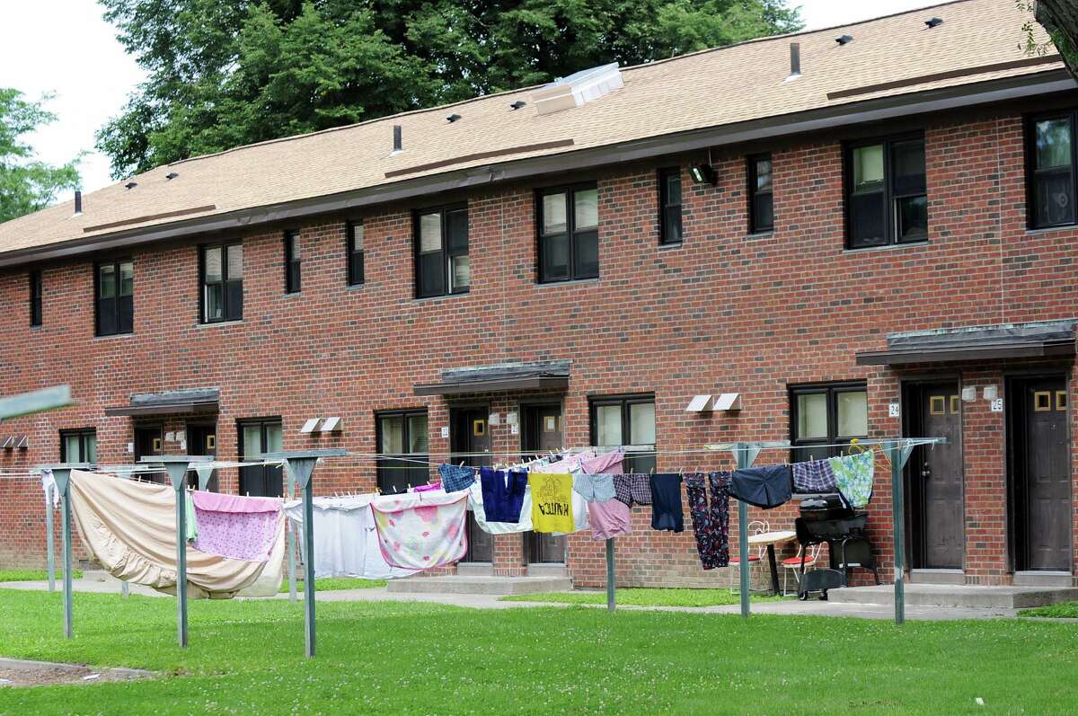 A peaceful party and then death in Troy