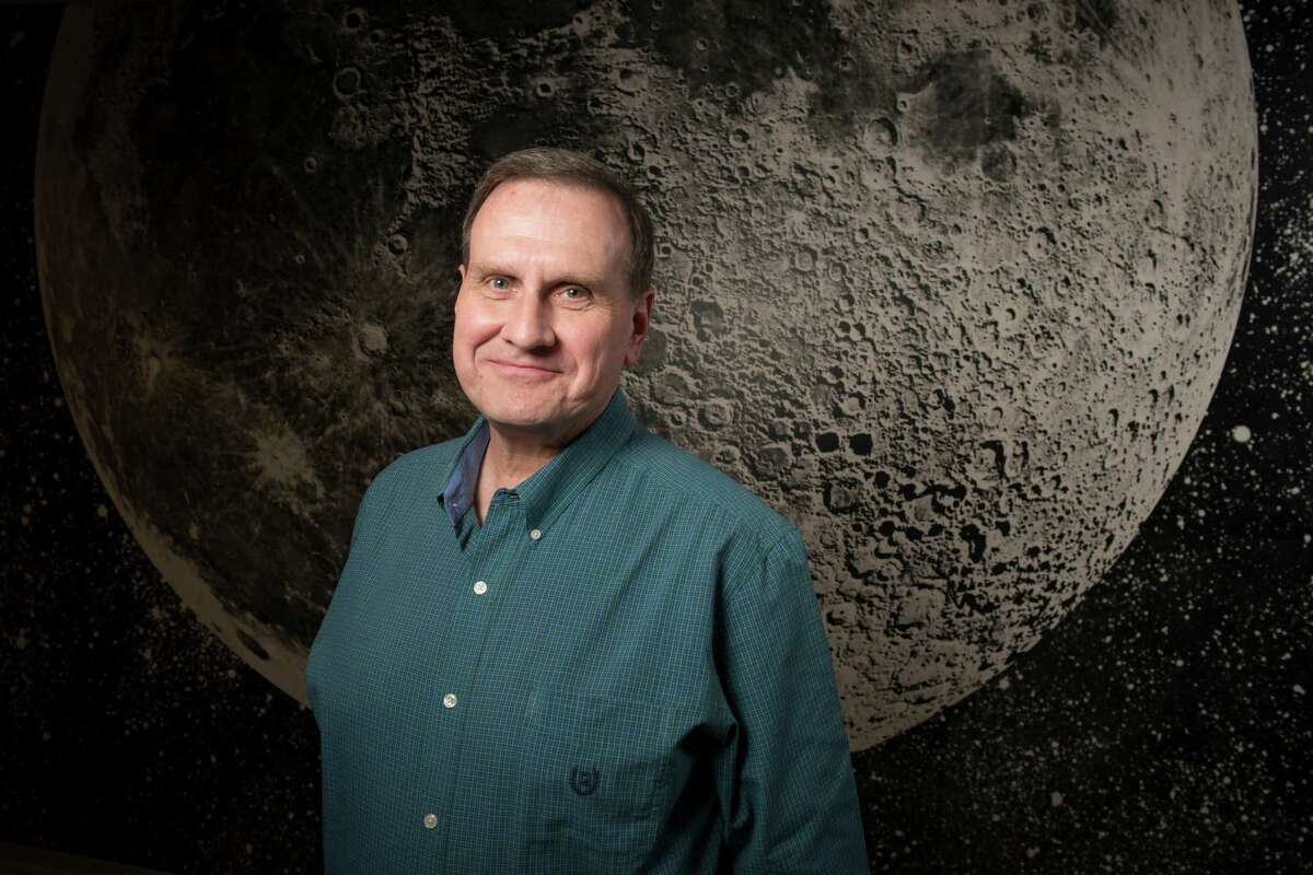 Houston-based lunar scientist Dr. Paul D. Spudis photographed Thursday, June 19, 2014, in Houston. ( Smiley N. Pool / Houston Chronicle )