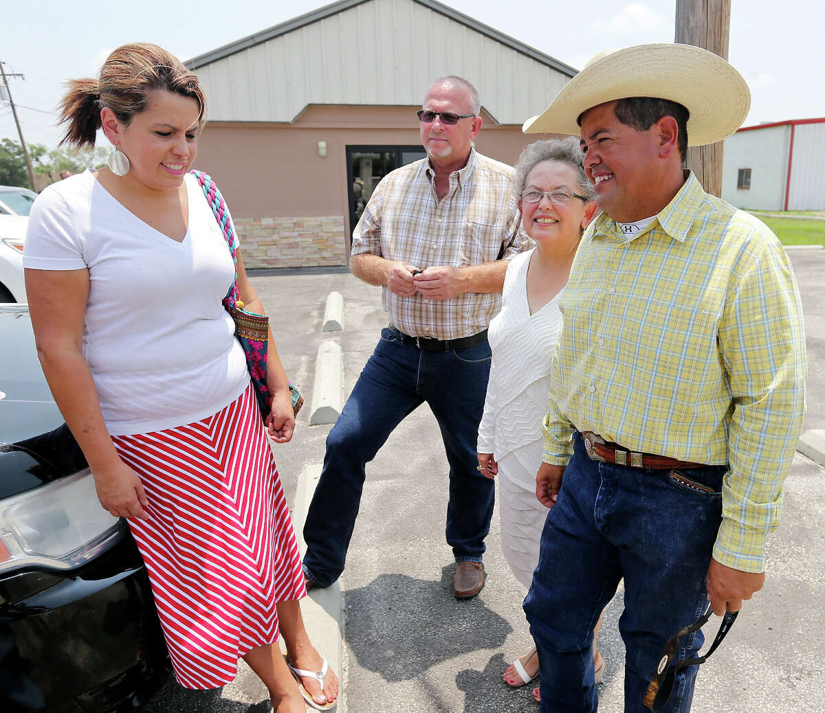 Karnes City debates arrival of up to 500 migrant women, children