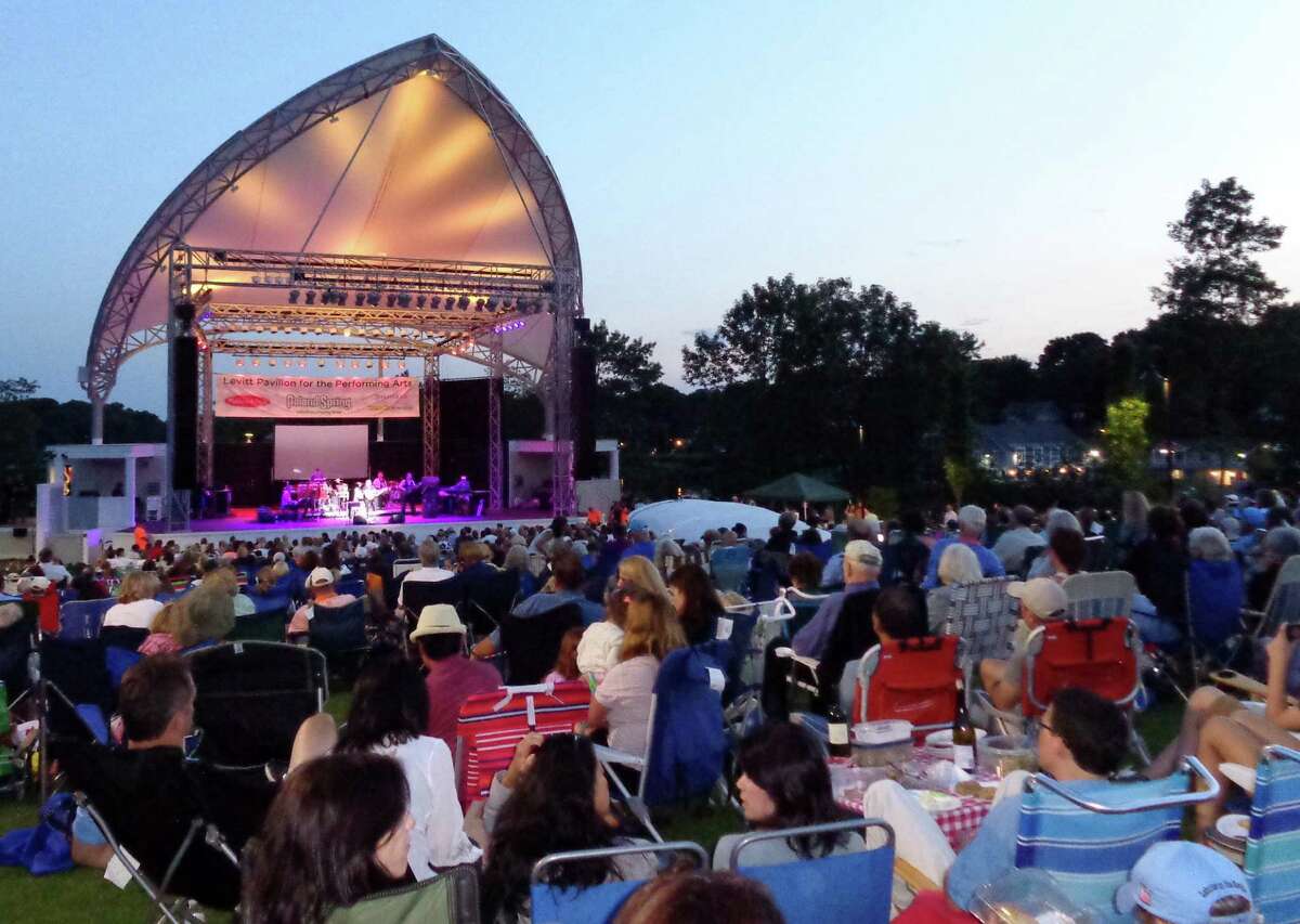 The new Levitt Pavilion lights up the night with inaugural Feliciano