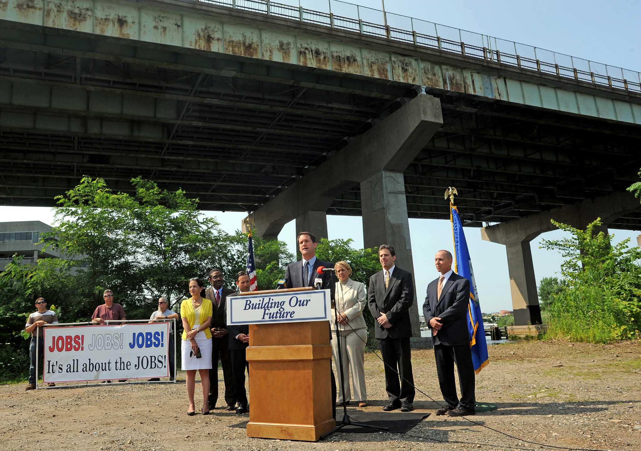 Himes calls for end to bridge-repair money squabbles