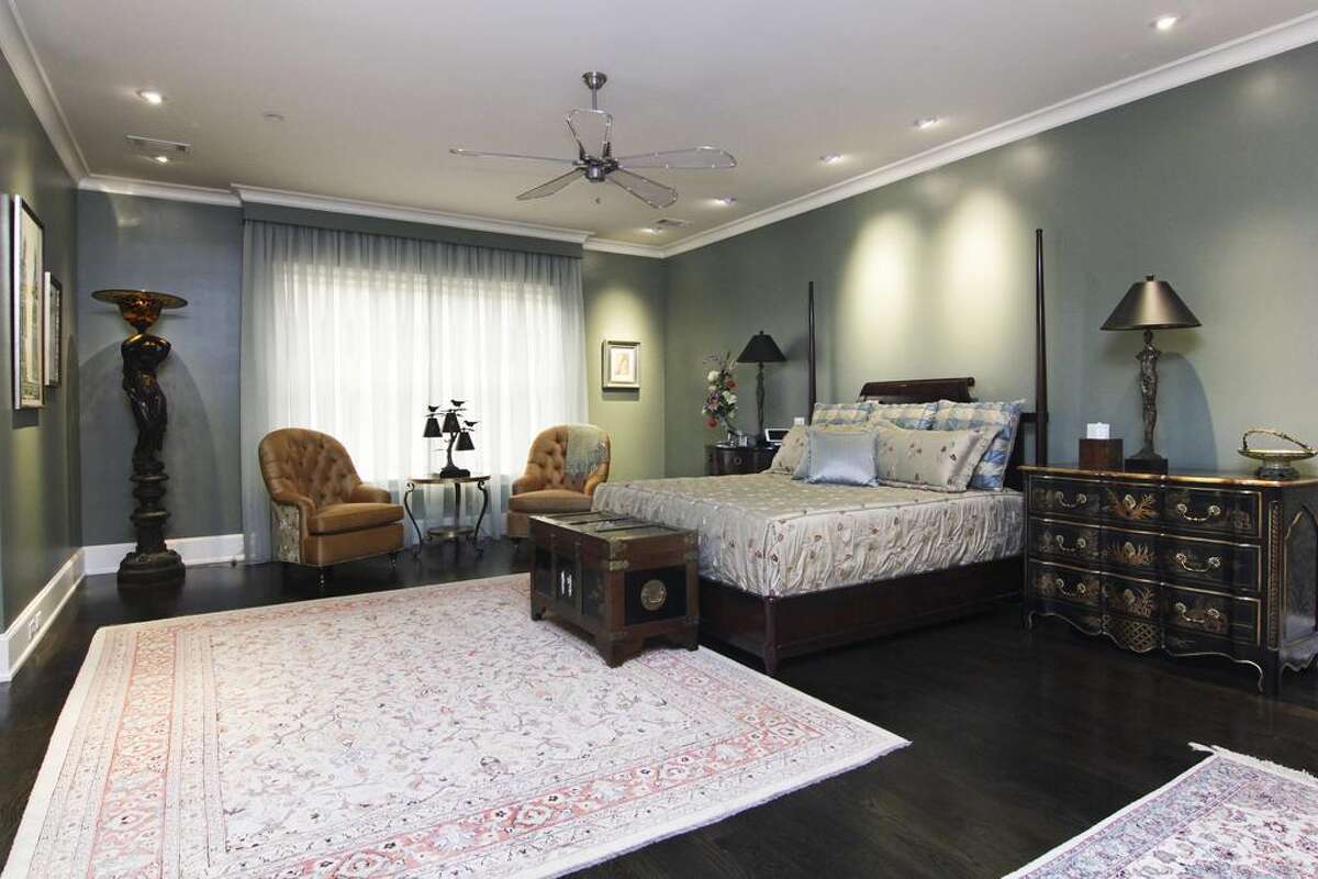 Houston home is luxury living