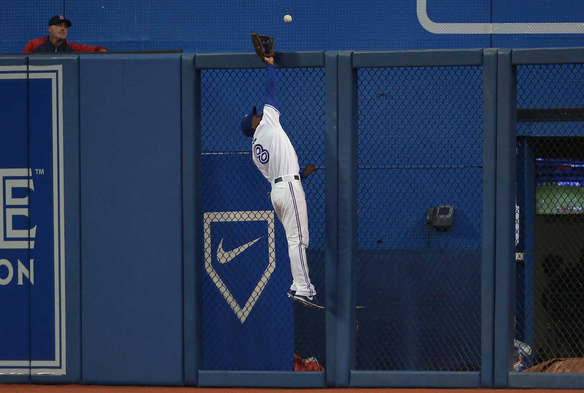 David Ortiz's walk-off homer pushes Red Sox past White Sox