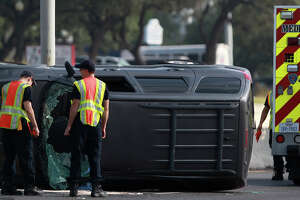 Minivan rolls over in crash on U.S. 281 North