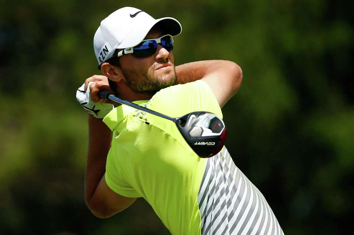Kyle Stanley, hitting a fairway wood at the Canadian Open, shot a first-round 65 and trails the leaders by one stroke.