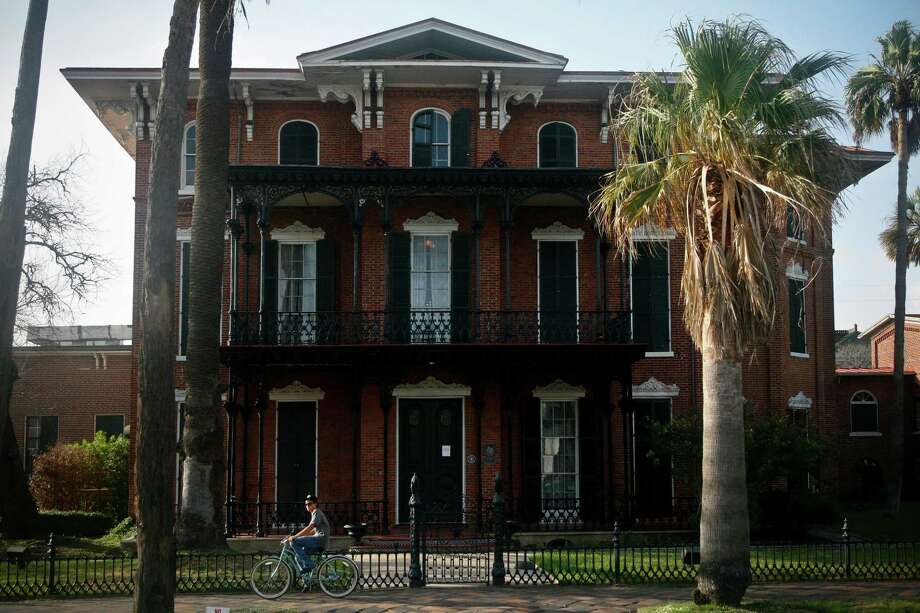 Galveston’s Haunted Ashton Villa celebrates milestone - Houston Chronicle