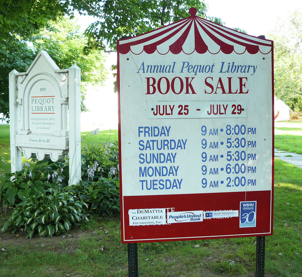 Booked solid Pequot Library sale draws book lovers and dealers