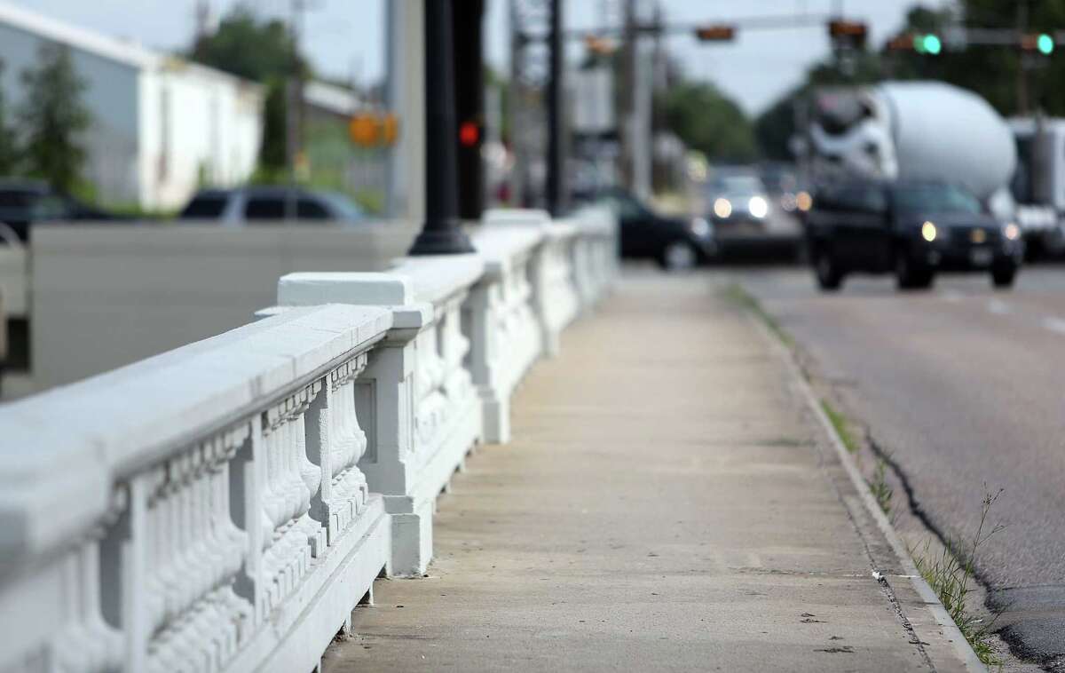 Historic Yale bridge making way for new span