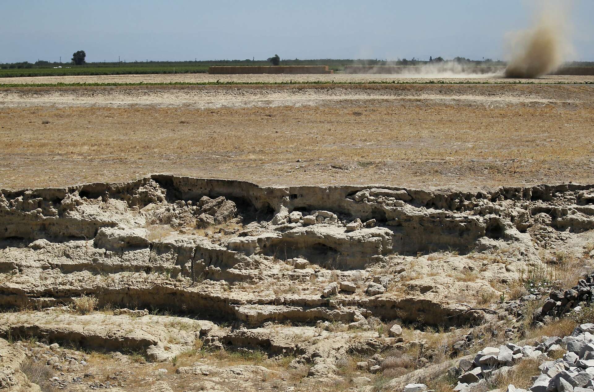 Sinking Central Valley floor is wrecking a key canal supplying farmers,  towns with water