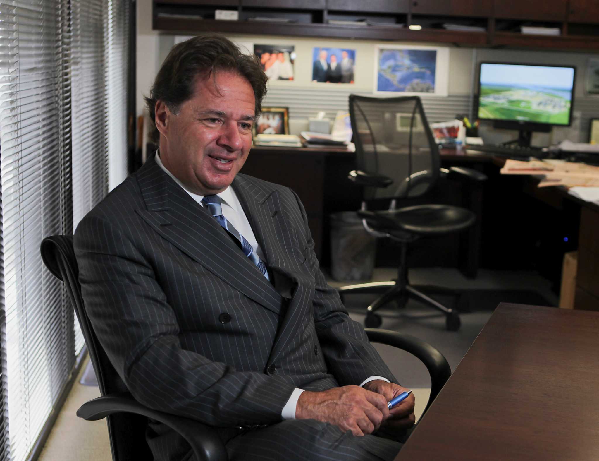 Cheniere investors dispute executive pay with #39 no #39 vote