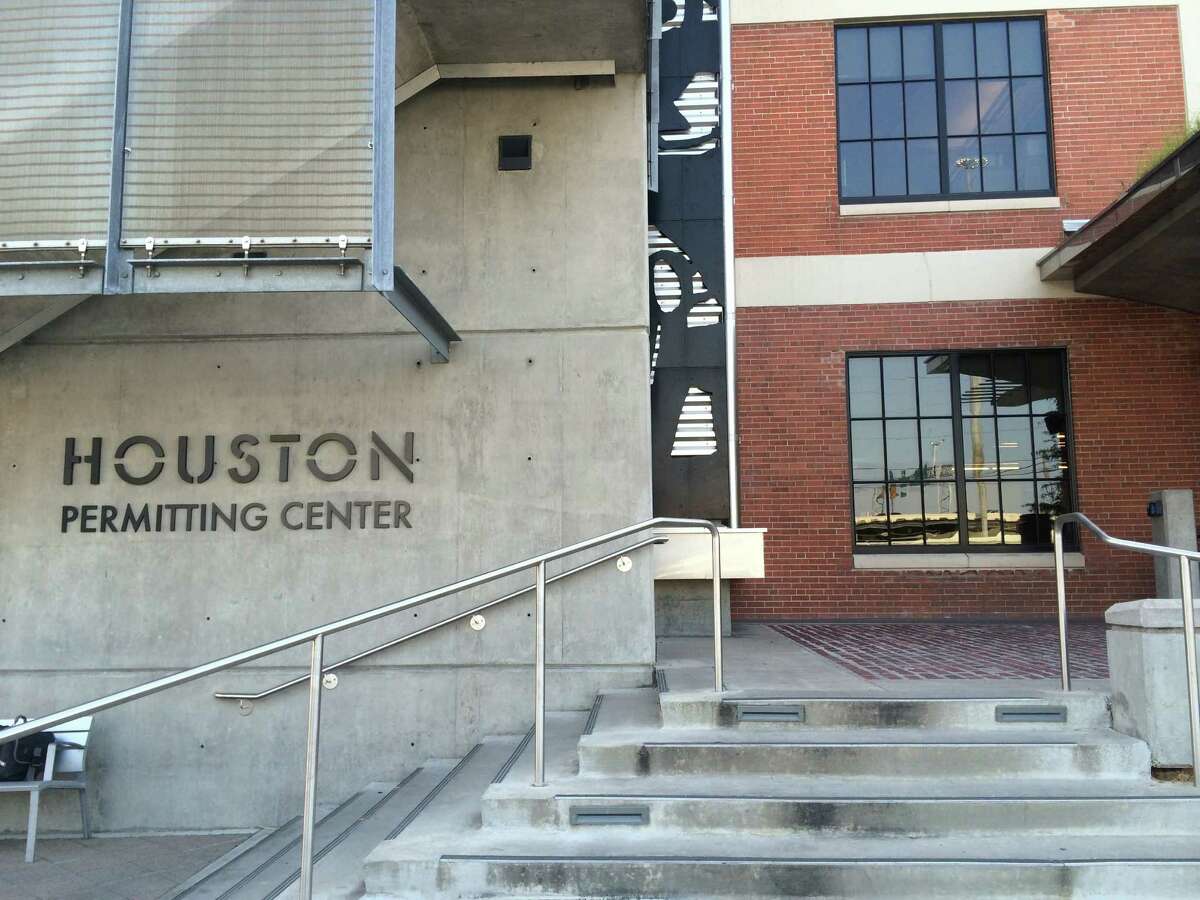 The Houston Permitting Center (HPC) at 1002 Washington Ave. combines the majority of the City of Houston's permitting and licensing into one location.