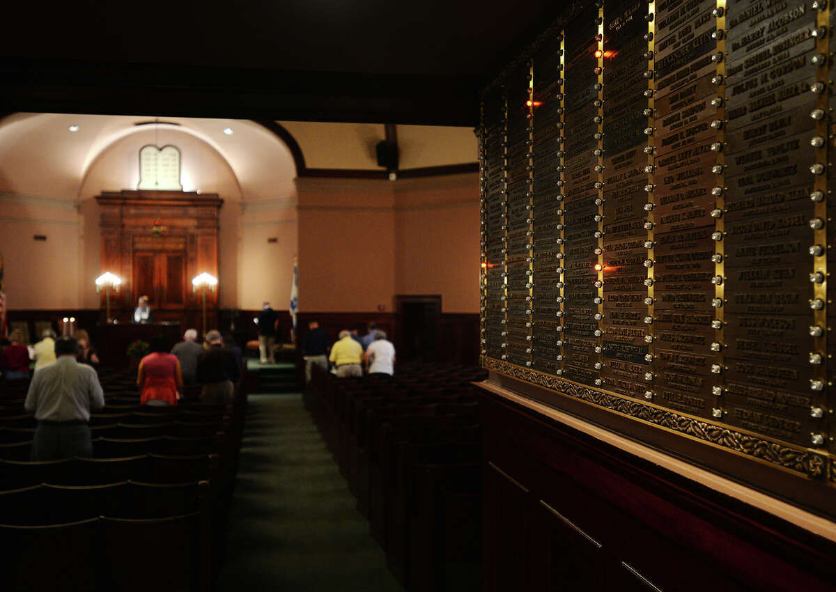 Final Days For Temple Emanuel?