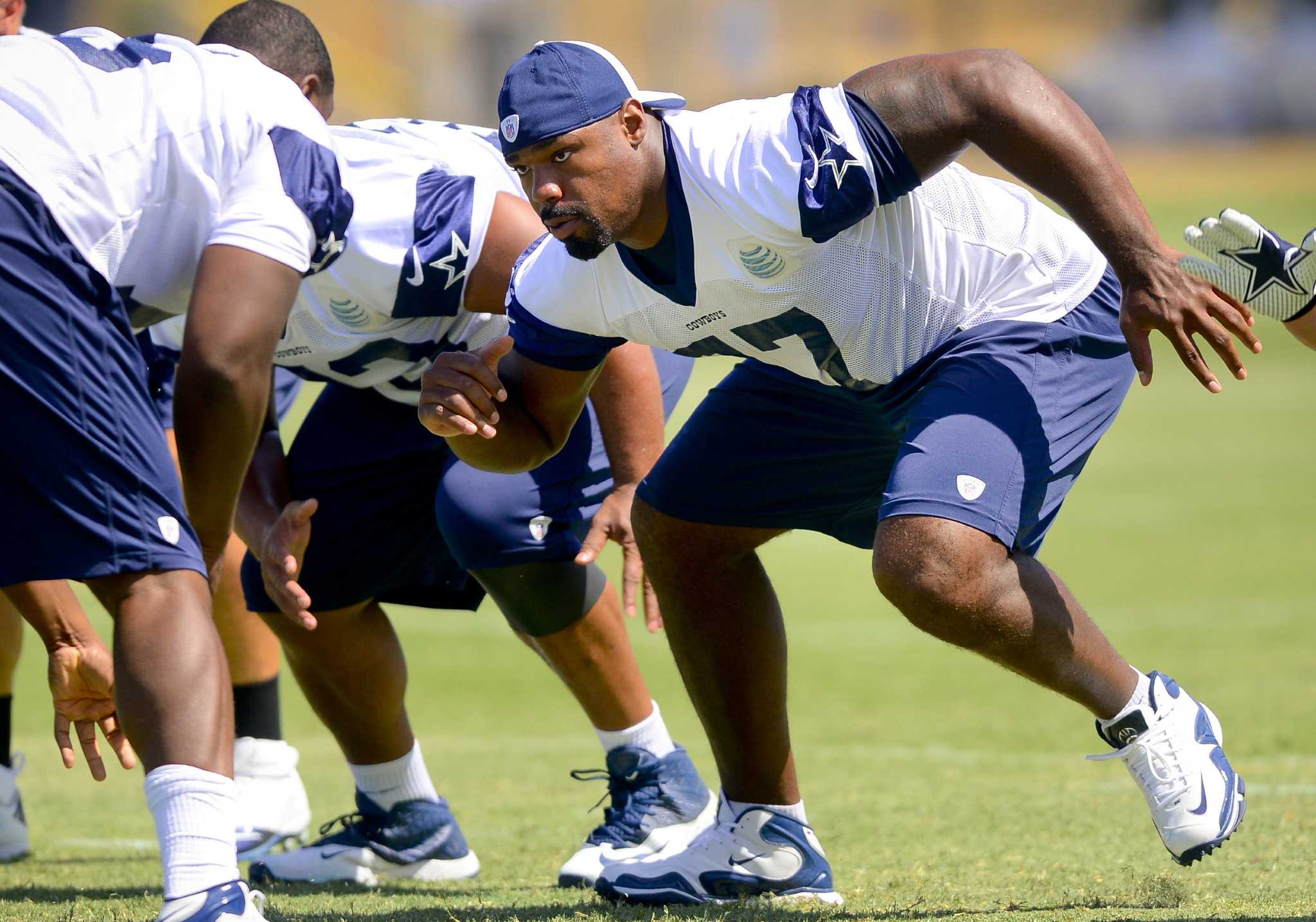 Cowboys' Tyron Smith now highestpaid left tackle