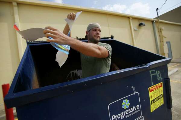 Dumpster Diving In San Antonio Texas - Memugaa