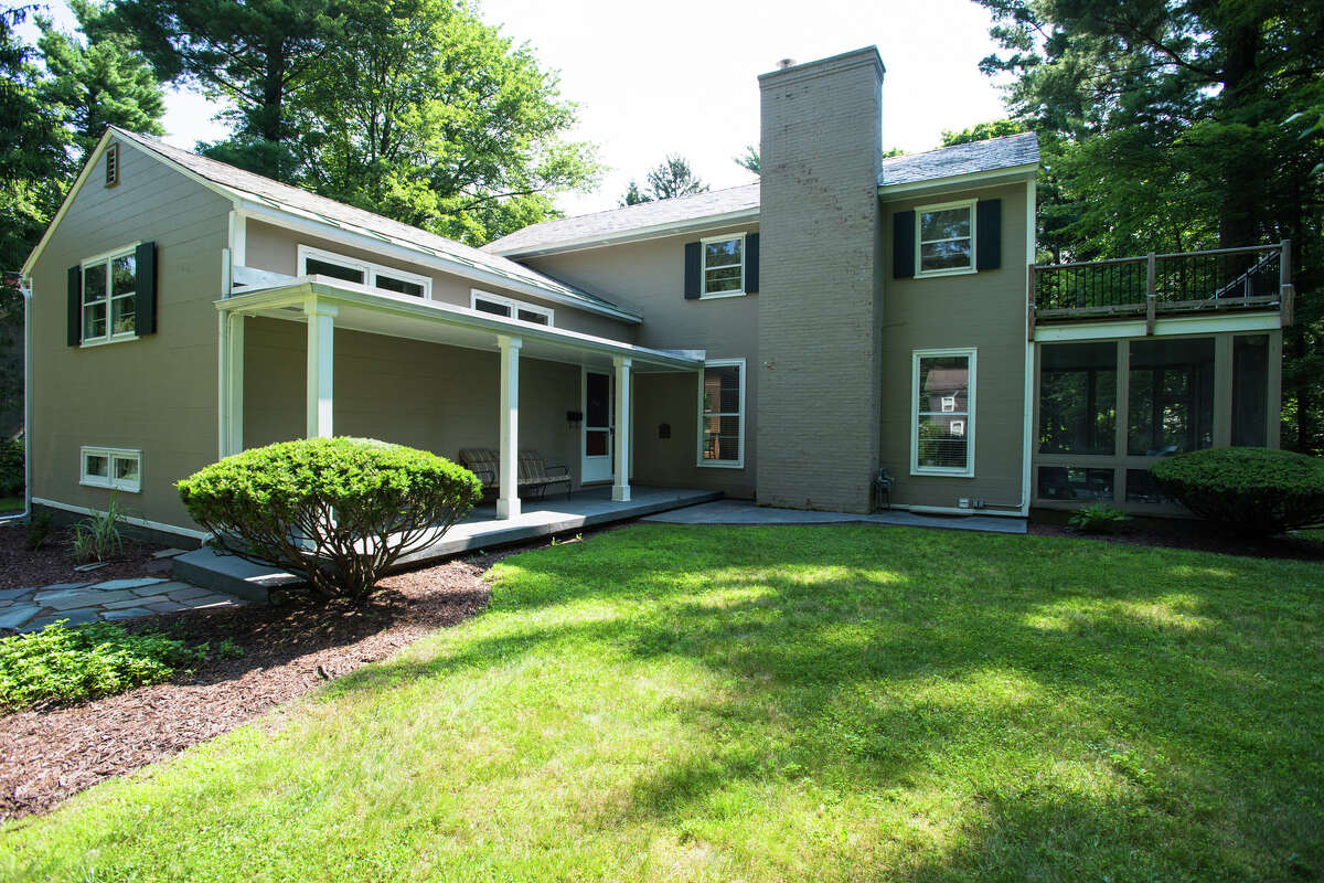 House of the Week Modern in Niskayuna
