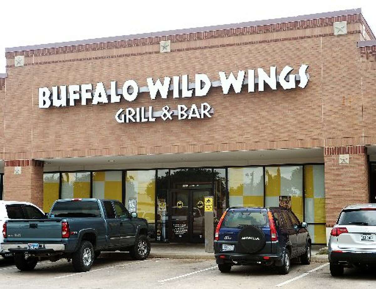 Revamped Buffalo Wild Wings planned for Dowlen Road