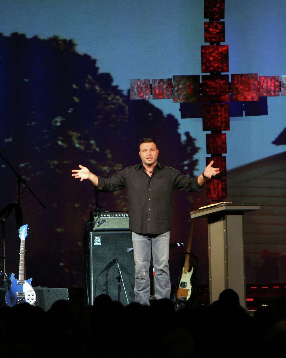The return of Mark Driscoll A new church in Arizona and gigs on the road