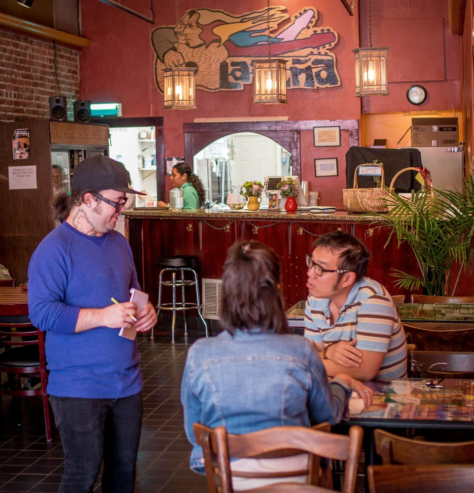 The Bite: Los Cilantros, Berkeley: Splendid carnitas platter