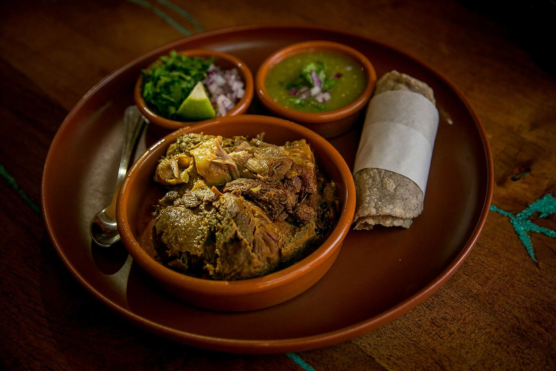The Bite: Los Cilantros, Berkeley: Splendid carnitas platter