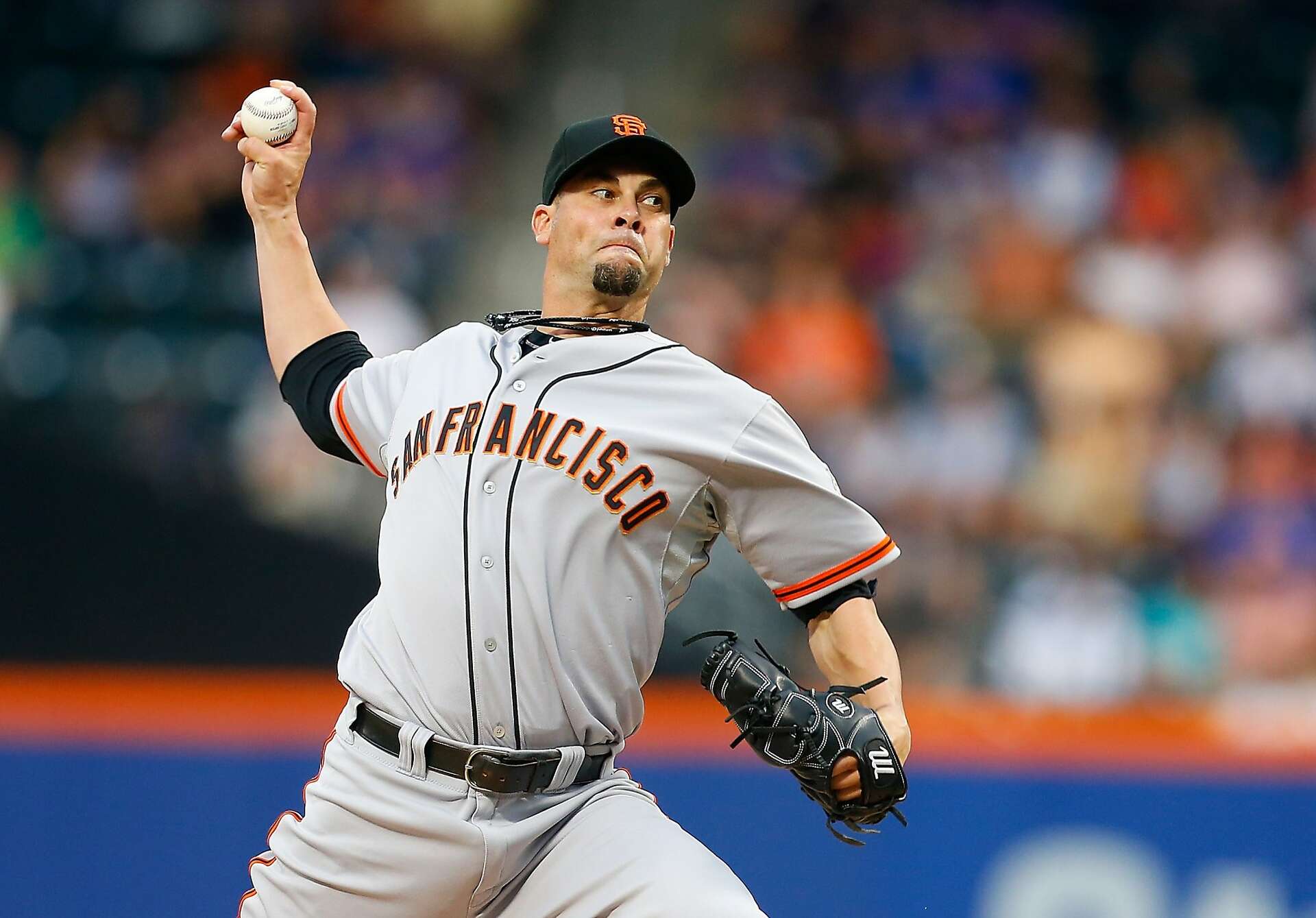 Duffy's debut helps make winner of Vogelsong, Giants