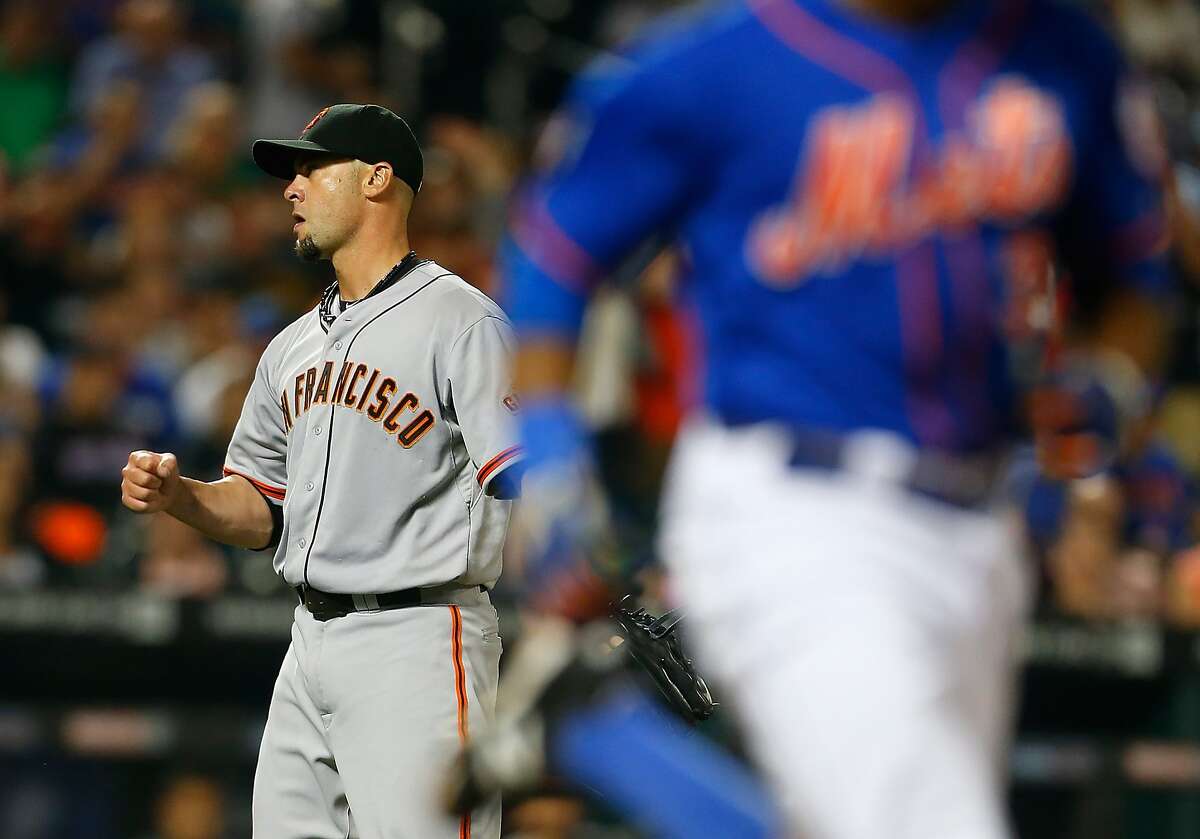 Duffys Debut Helps Make Winner Of Vogelsong Giants