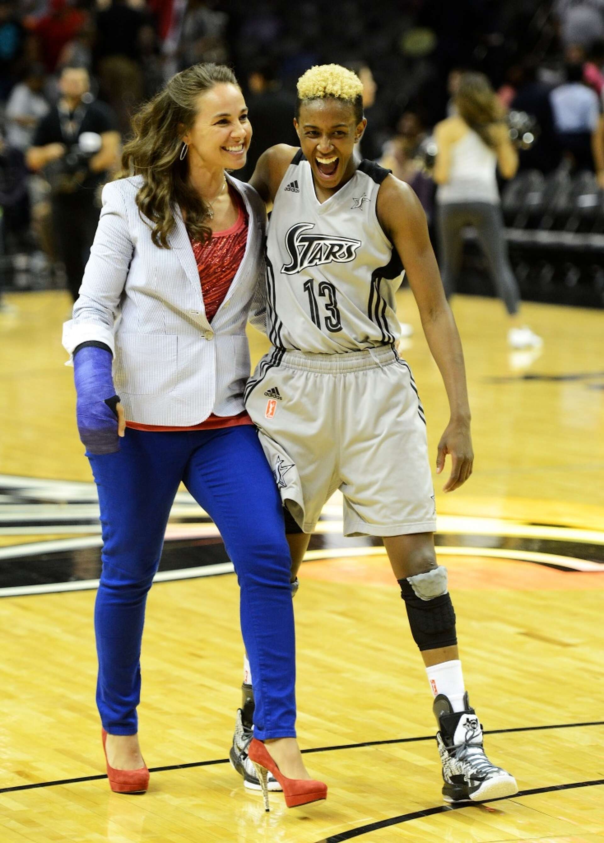 Former Stars player Becky Hammon nets WNBA honor