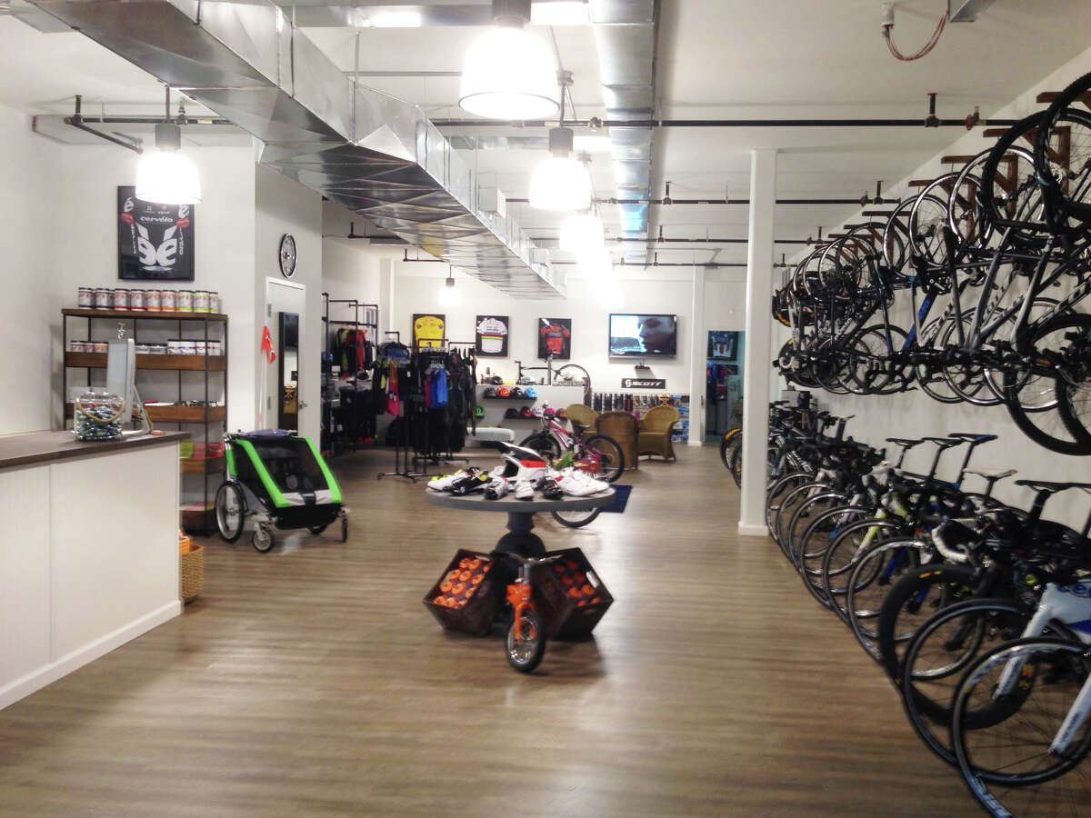 New, full-service bike shop rolls into Fairfield - 1200x0