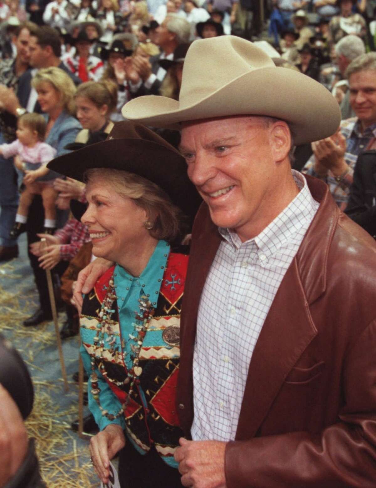 Texans owner Bob McNair dies