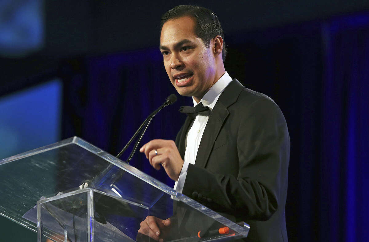 Former Mayor Julián Castro, now the secretary of Housing and Urban Development, addressed the National Association of Hispanic Journalists convention at the Marriott Rivercenter hotel.