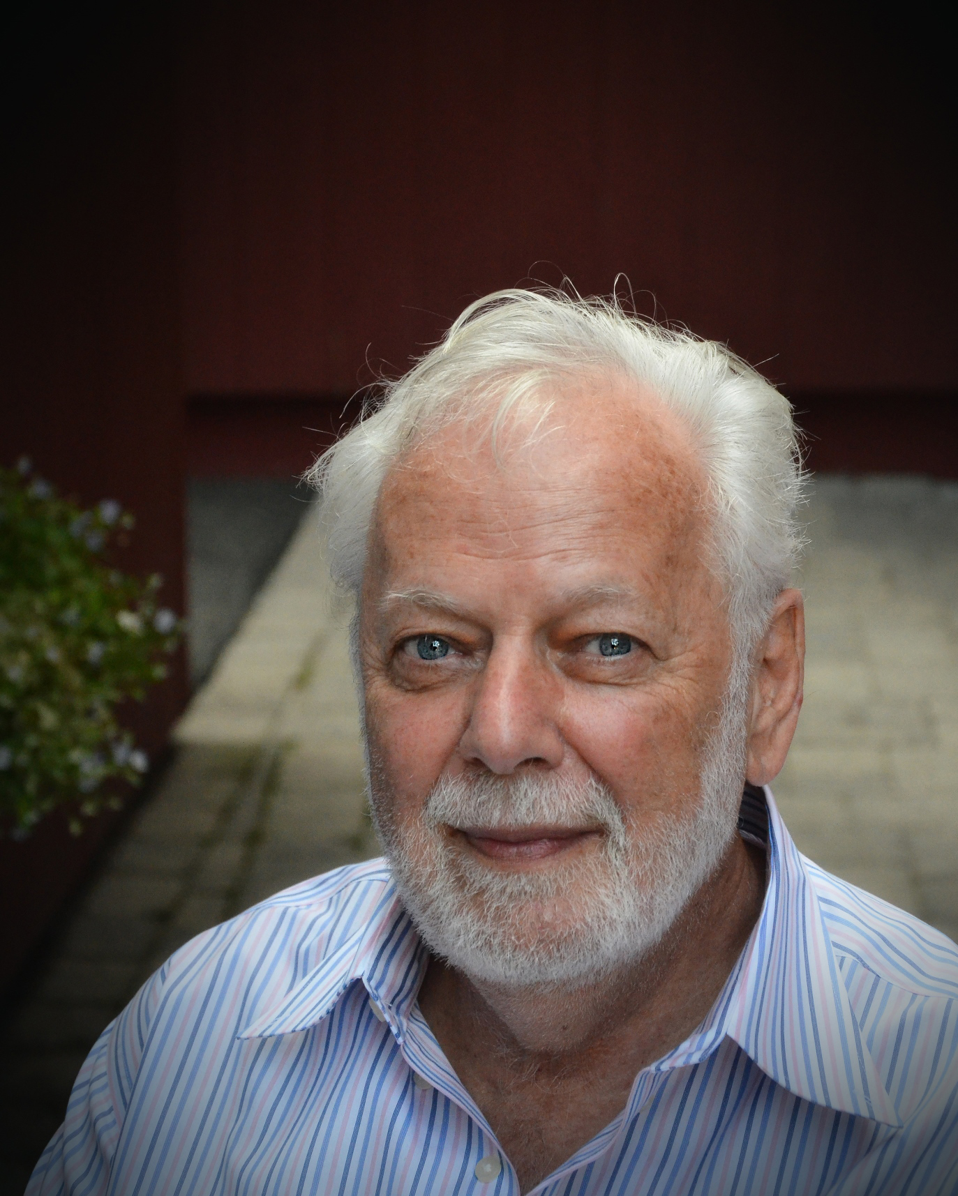 'Things We Do For Love' Bittersweet drama on Westport Playhouse stage