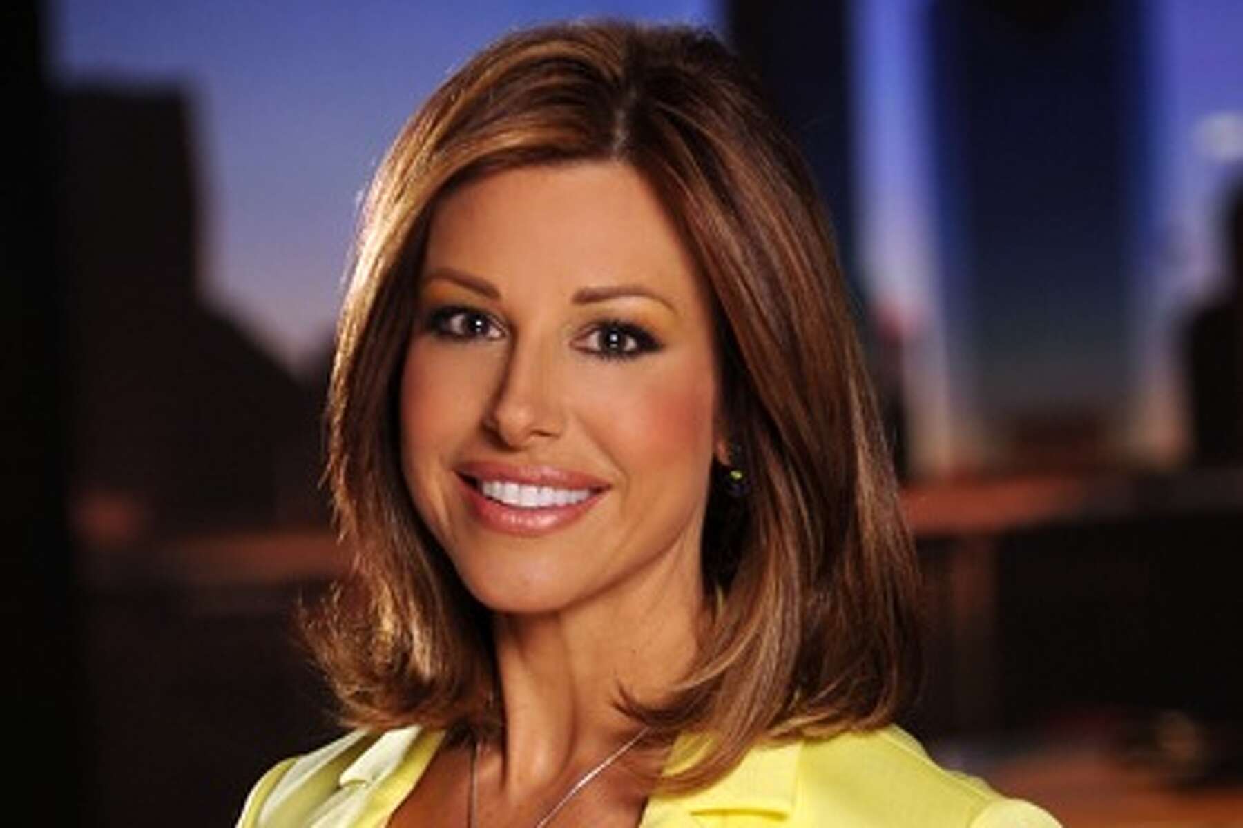 KPRC's Dominique Sachse offers holiday gift ideas for 'girlfriends'