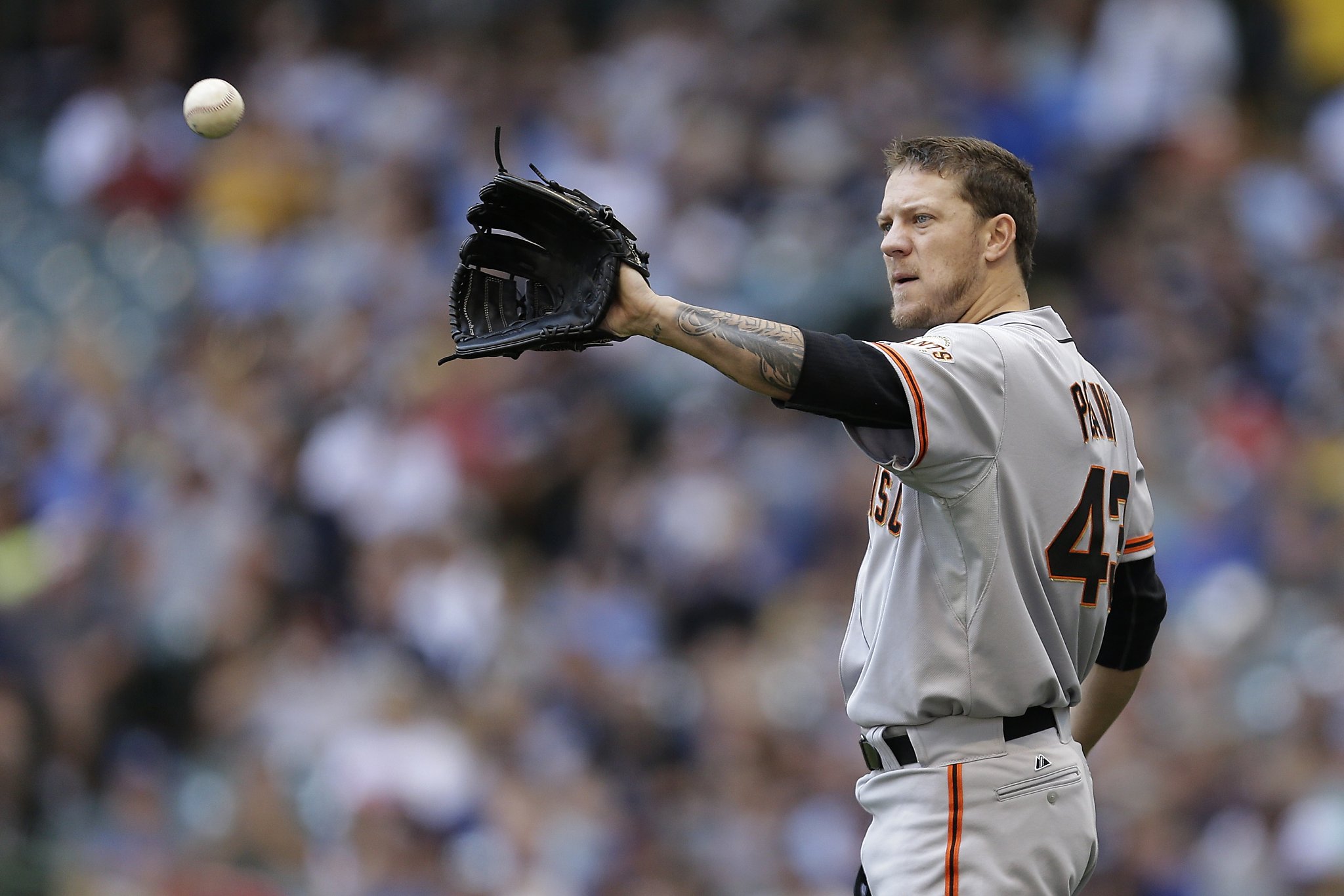 Jake Peavy requires dental surgery after trying to open gum