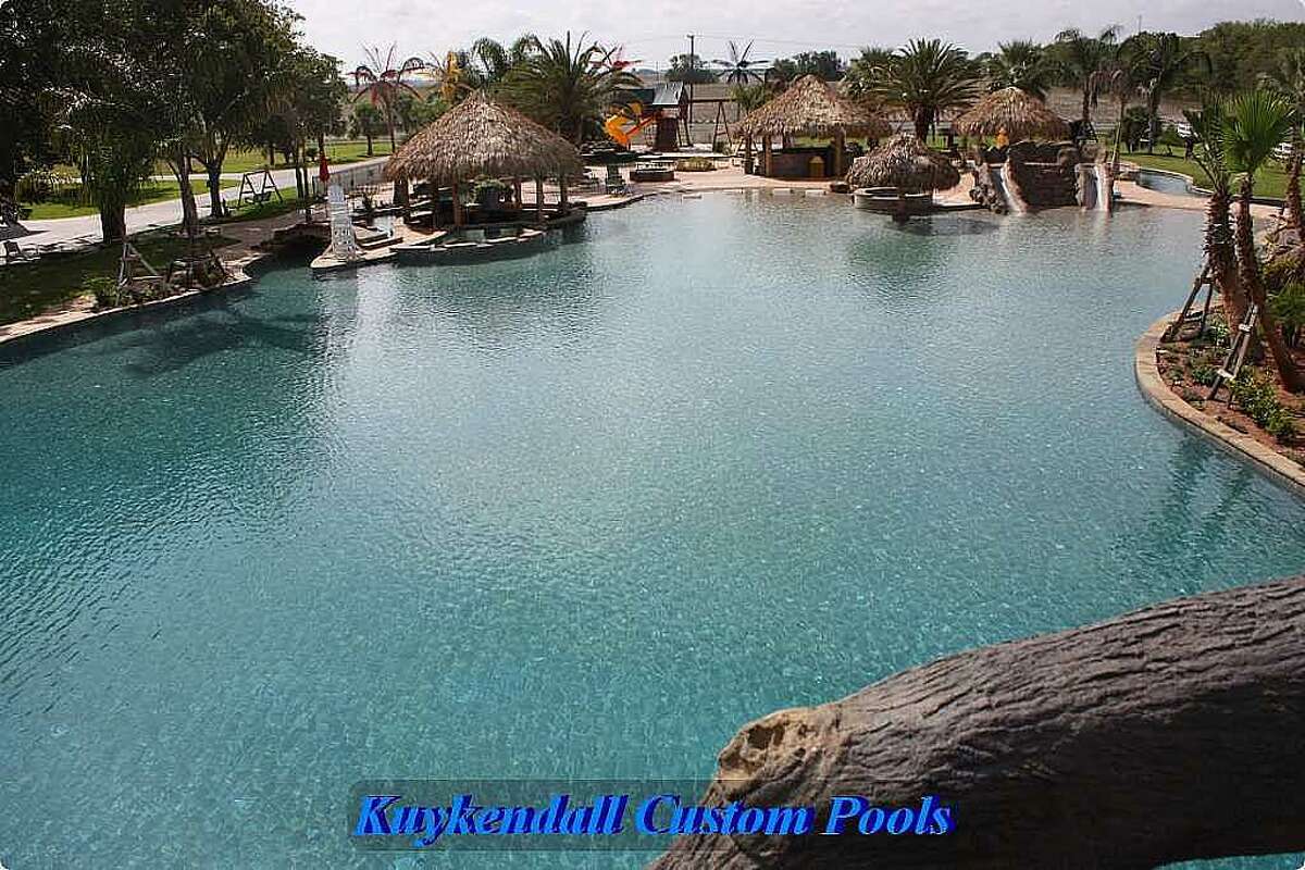 largest outdoor pool