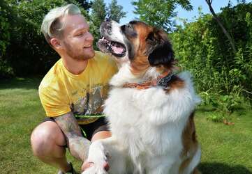 thomas davis dog trainer