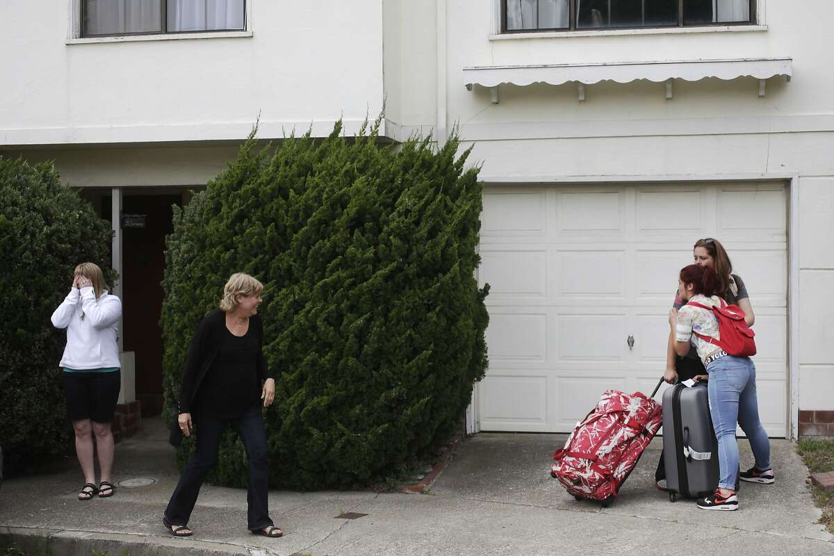 Airbnb irks Twin Peaks neighbors