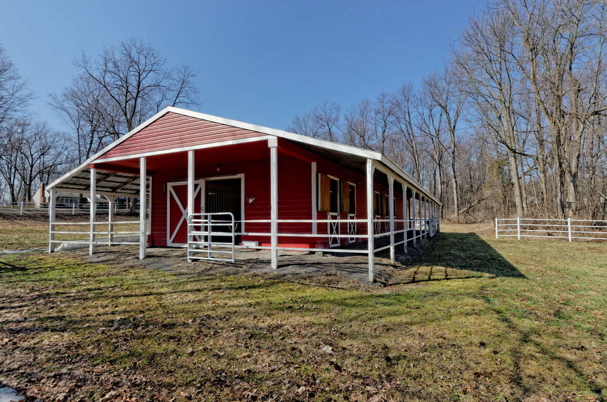 House of the Week Horse farm in Clifton Park