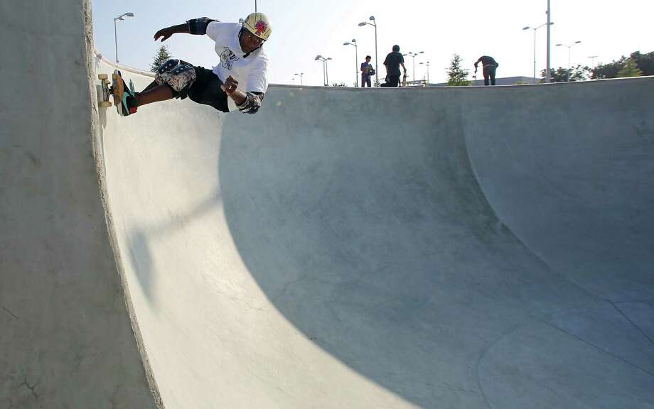 Largest skatepark in North America opens in Greenspoint Houston Chronicle