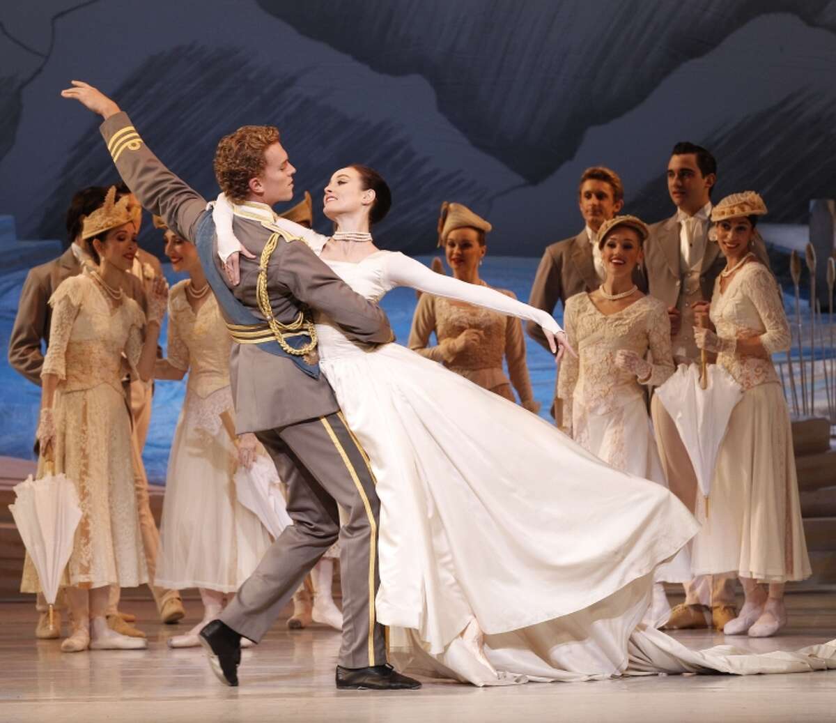 The Australian Ballet will perform Graeme Murphy’s modern-dress “Swan Lake” in October.