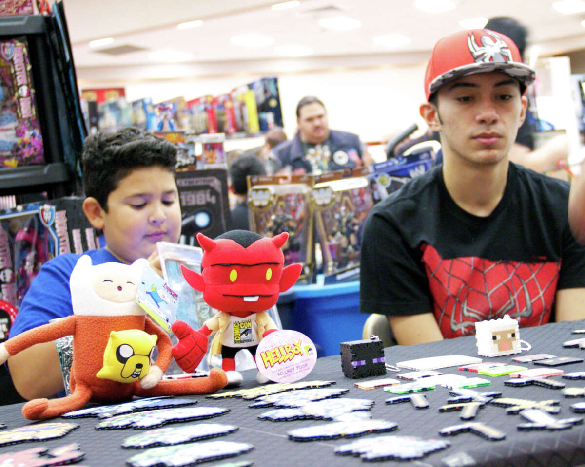 Texas Collectibles Expo toys with nostalgia