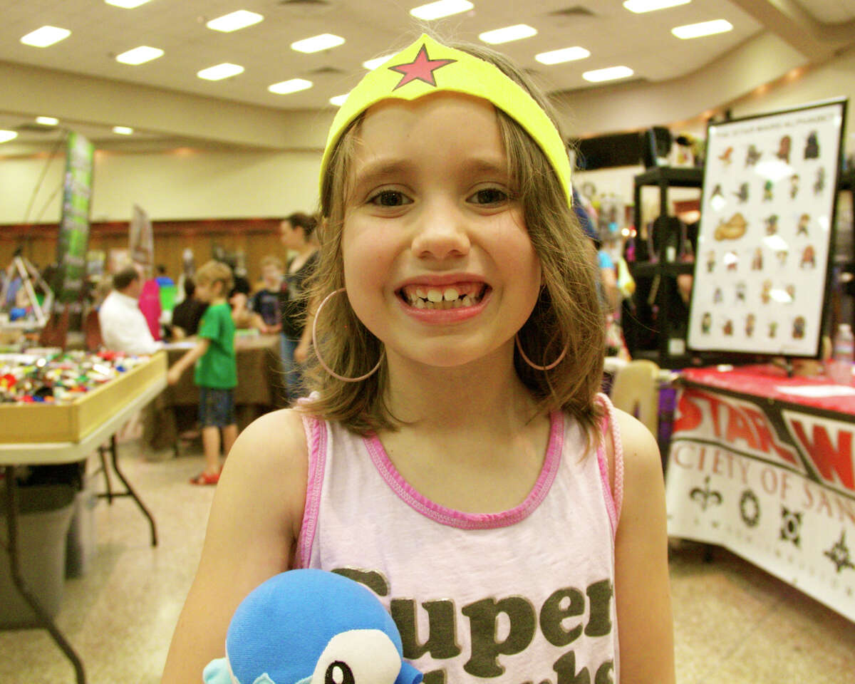 Texas Collectibles Expo toys with nostalgia