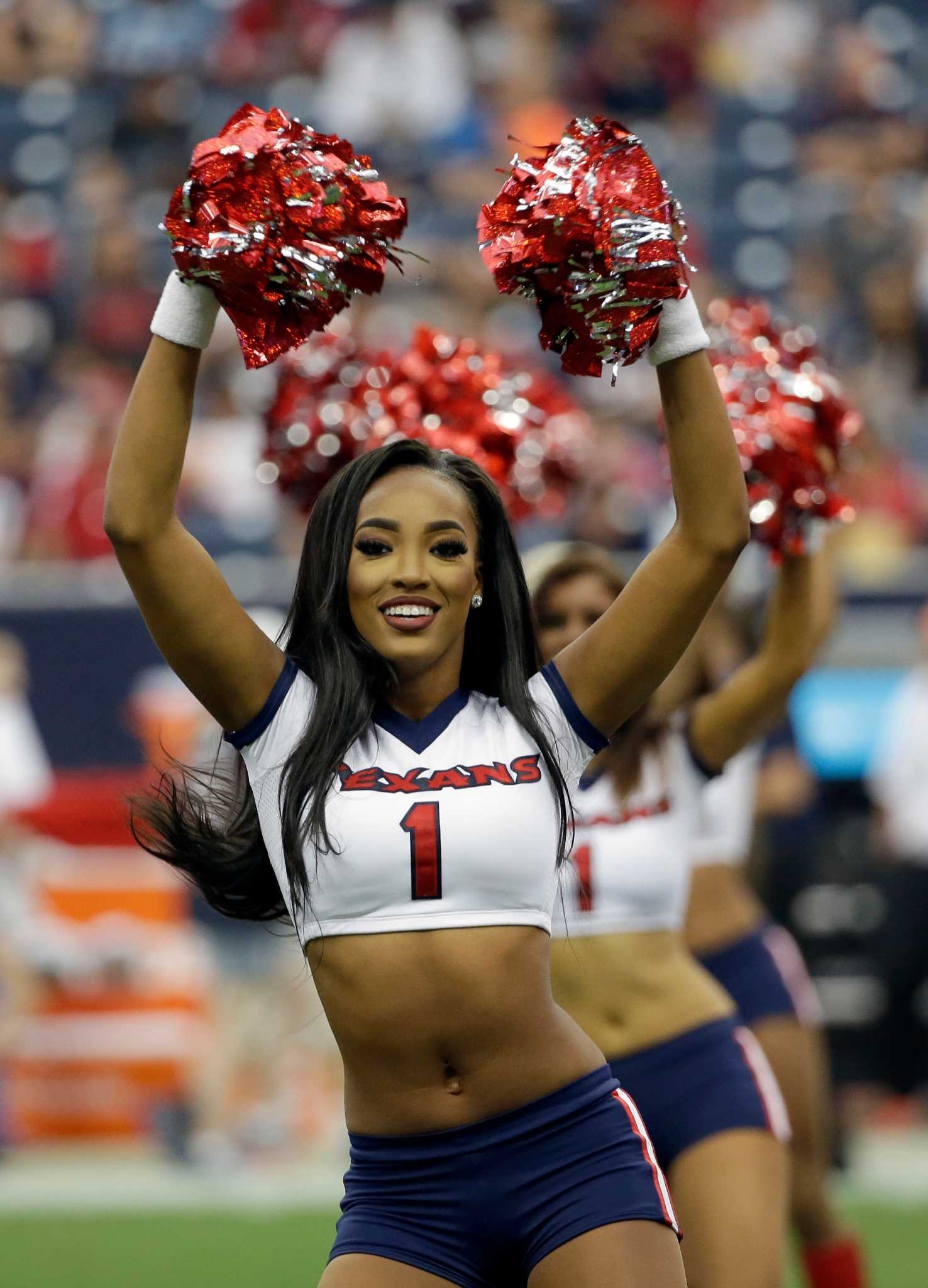 Houston Texans cheerleaders unveil brand new calendar