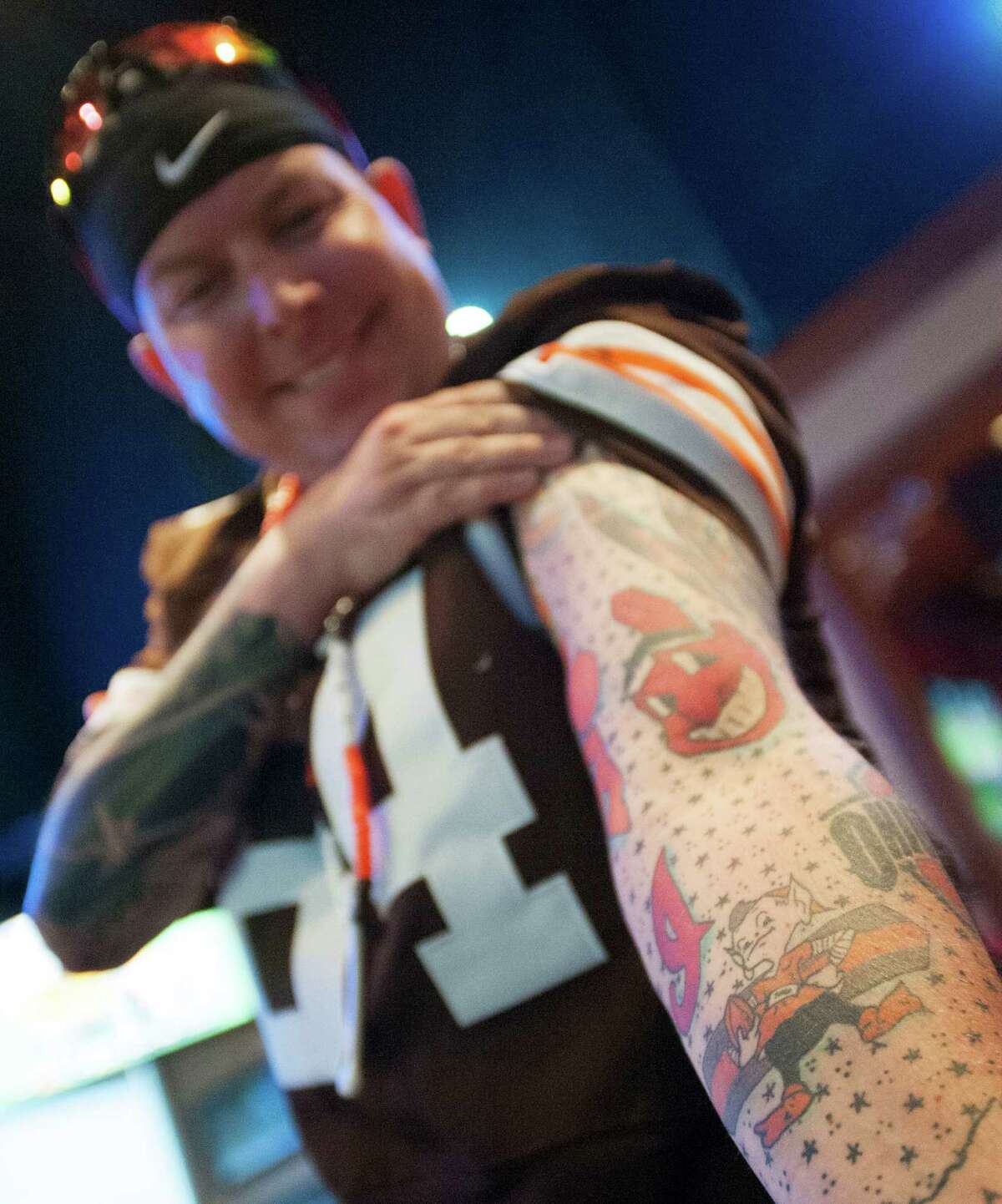 New York Man Gets Permanent Cleveland Browns Tim Couch Tattoo And Tim Couch  Loves It  xn90absbknhbvgexnp1ai443