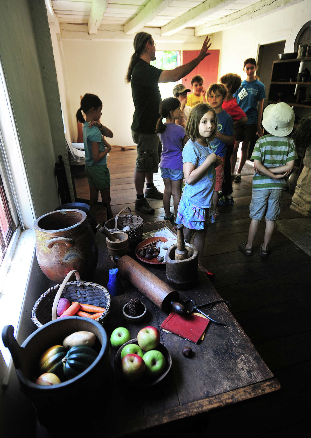 At Ogden House, 21st century Fairfield kids travel back to 18th century