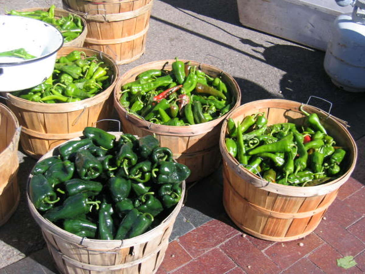 A short history on how the Hatch chile became a New Mexico (and Texas) icon