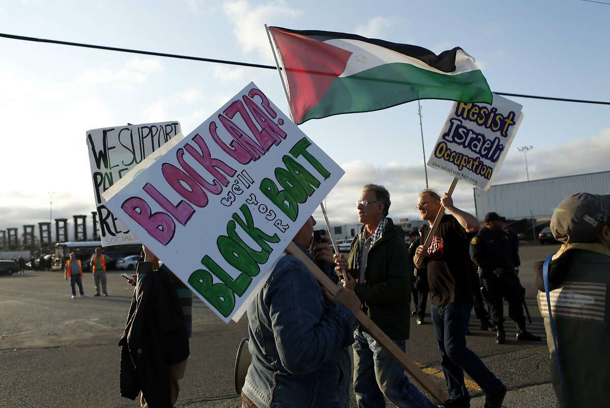 Ship Targeted By Protesters Makes U-turn, Heads Back To Oakland